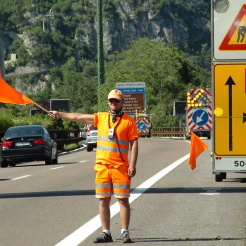 lavori stradali liguria cantiere stradale liguria adm
